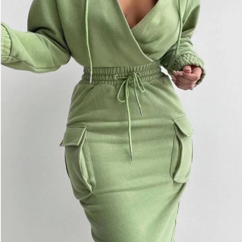 Lady's 2piece sets - Picture 2 of 2